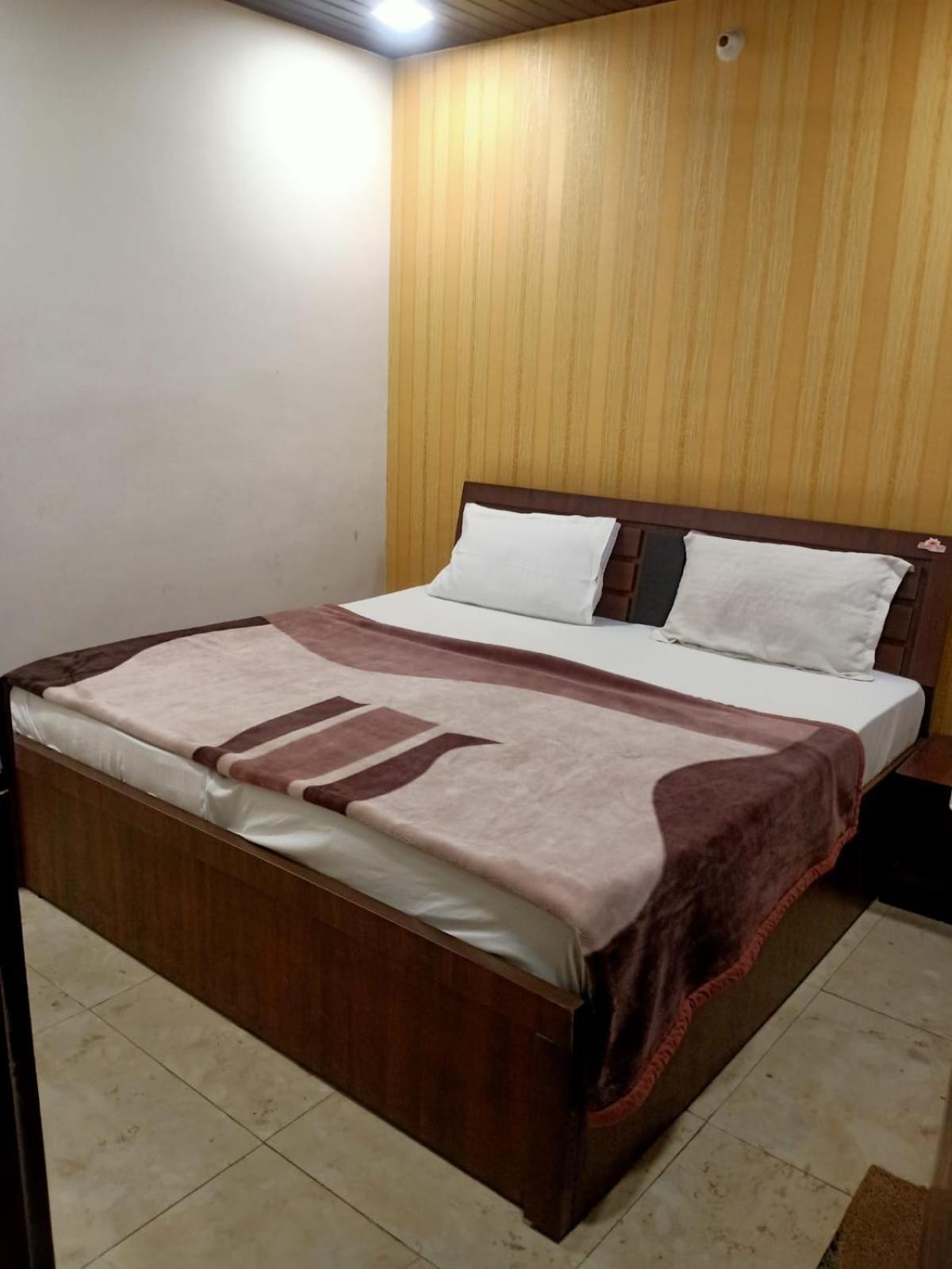 Sapphire Palace 3 Hotel Jaipur Dış mekan fotoğraf